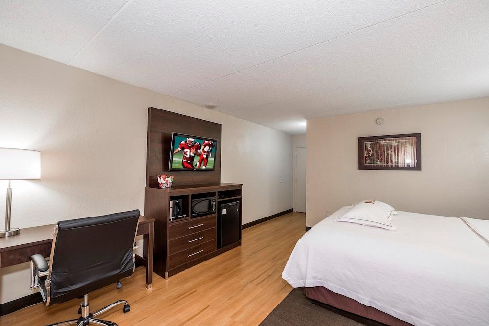 Red Roof Inn Plus+ & Suites Knoxville West - Cedar Bluff Exteriör bild