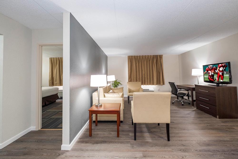 Red Roof Inn Plus+ & Suites Knoxville West - Cedar Bluff Exteriör bild